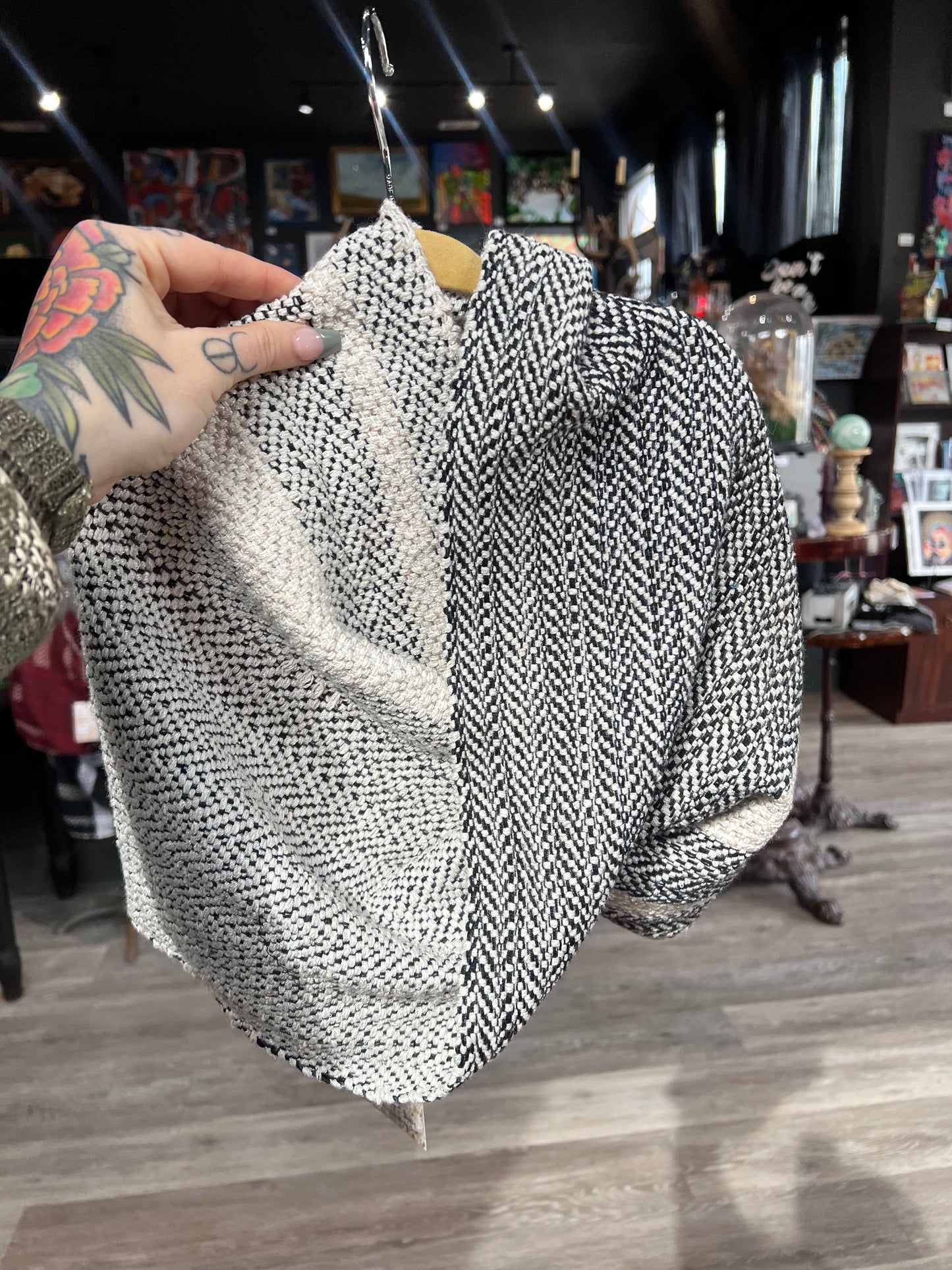 Bri Weaves: Handmade Cowls