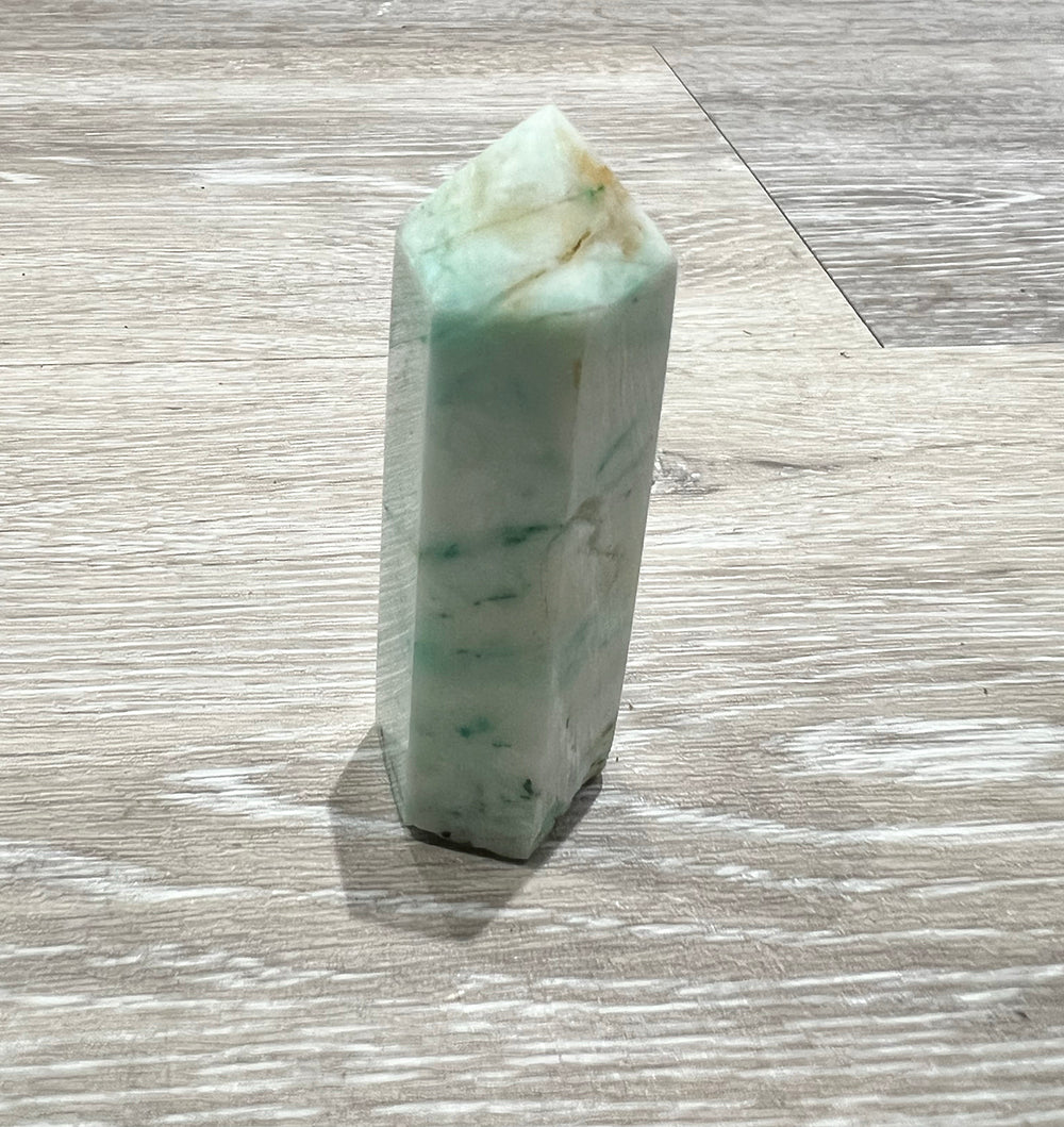Crystal: Emerald in Quartz Crystal